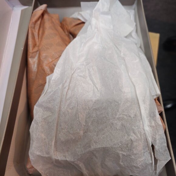 Franco Sarto Women's Wedge Pump -Cool Taupe Leather - Size 5M - Picture 4 of 7